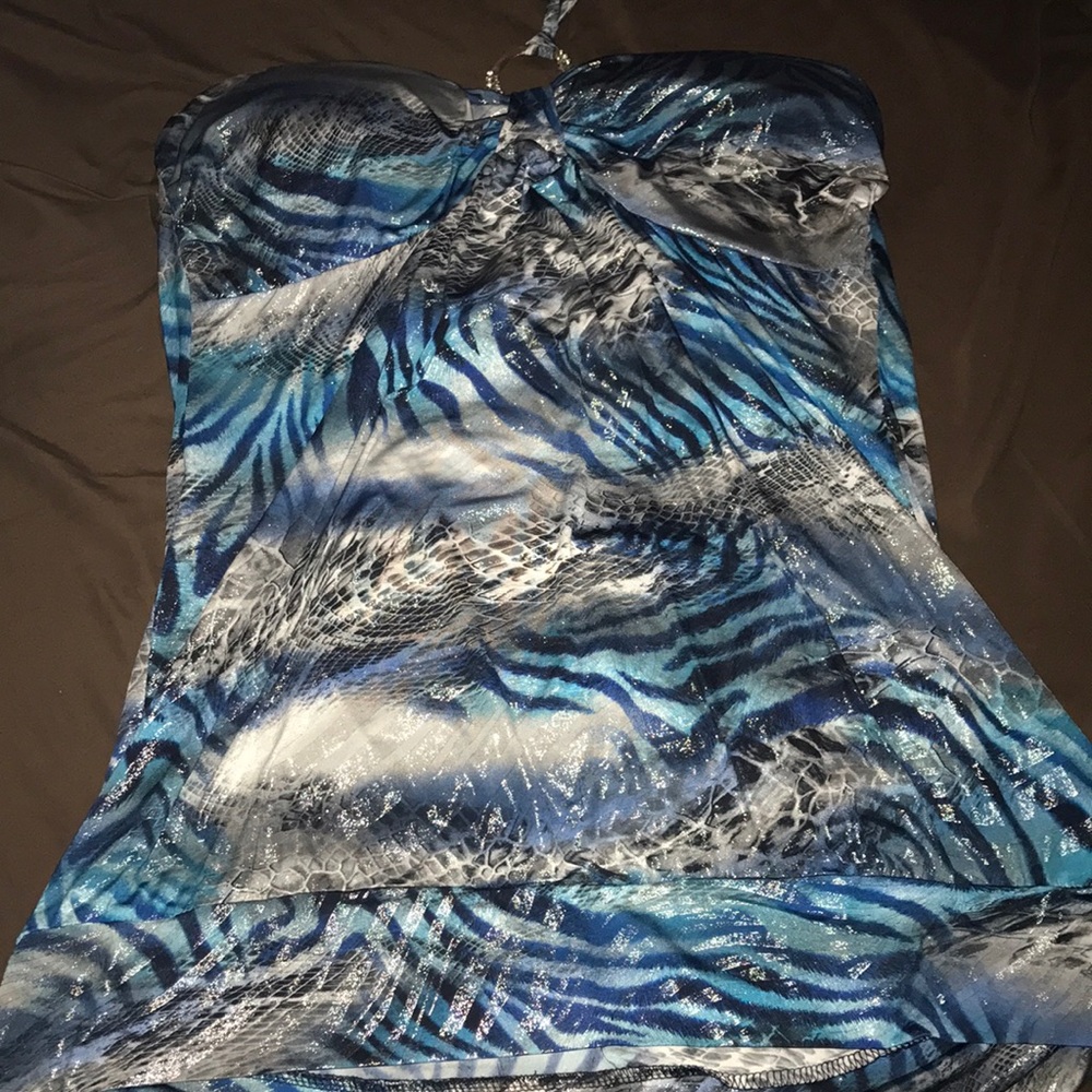 Animal print and shimmer halter top! Xl